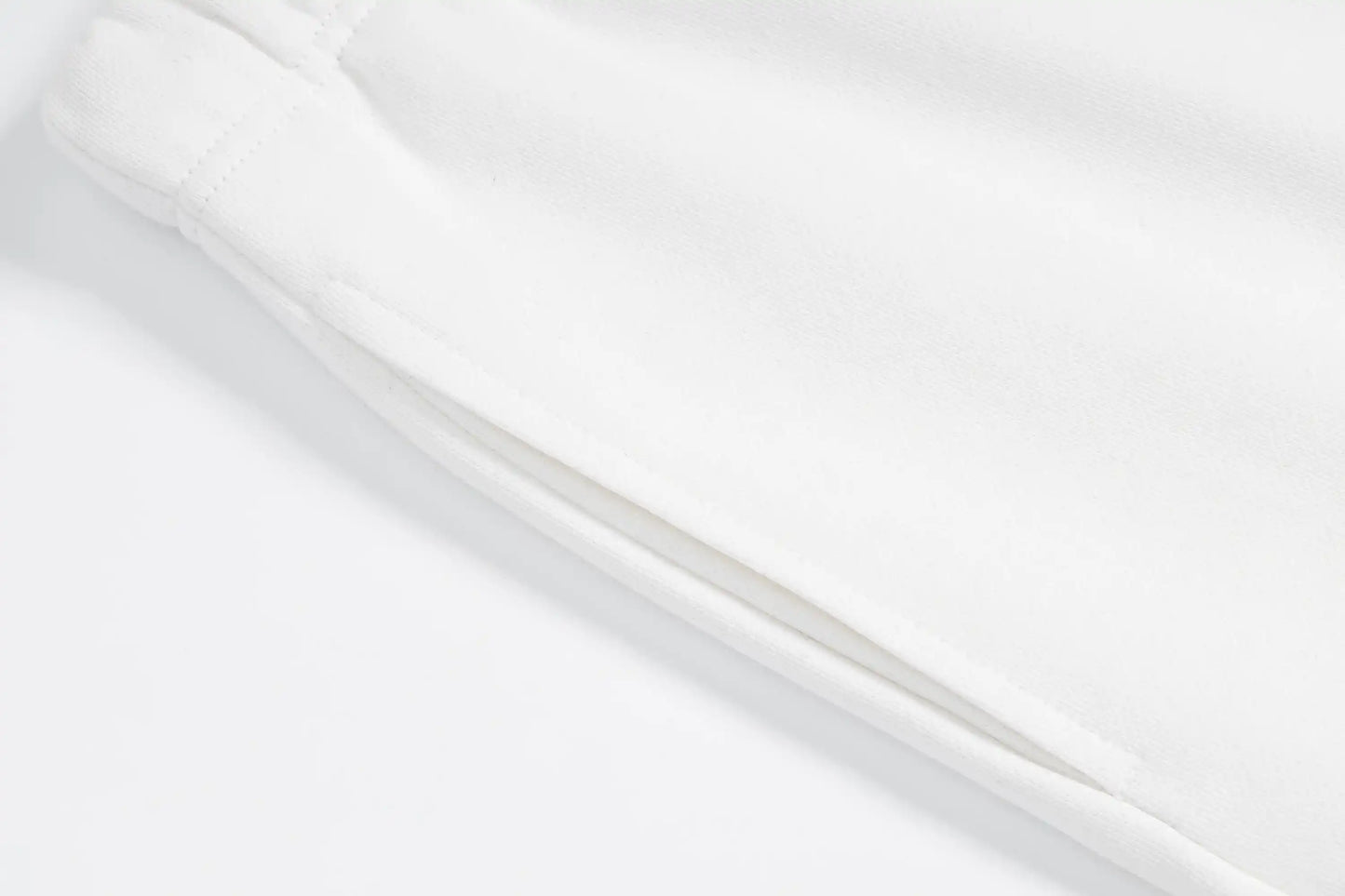 Fear of God Essentials Shorts – White Fleece