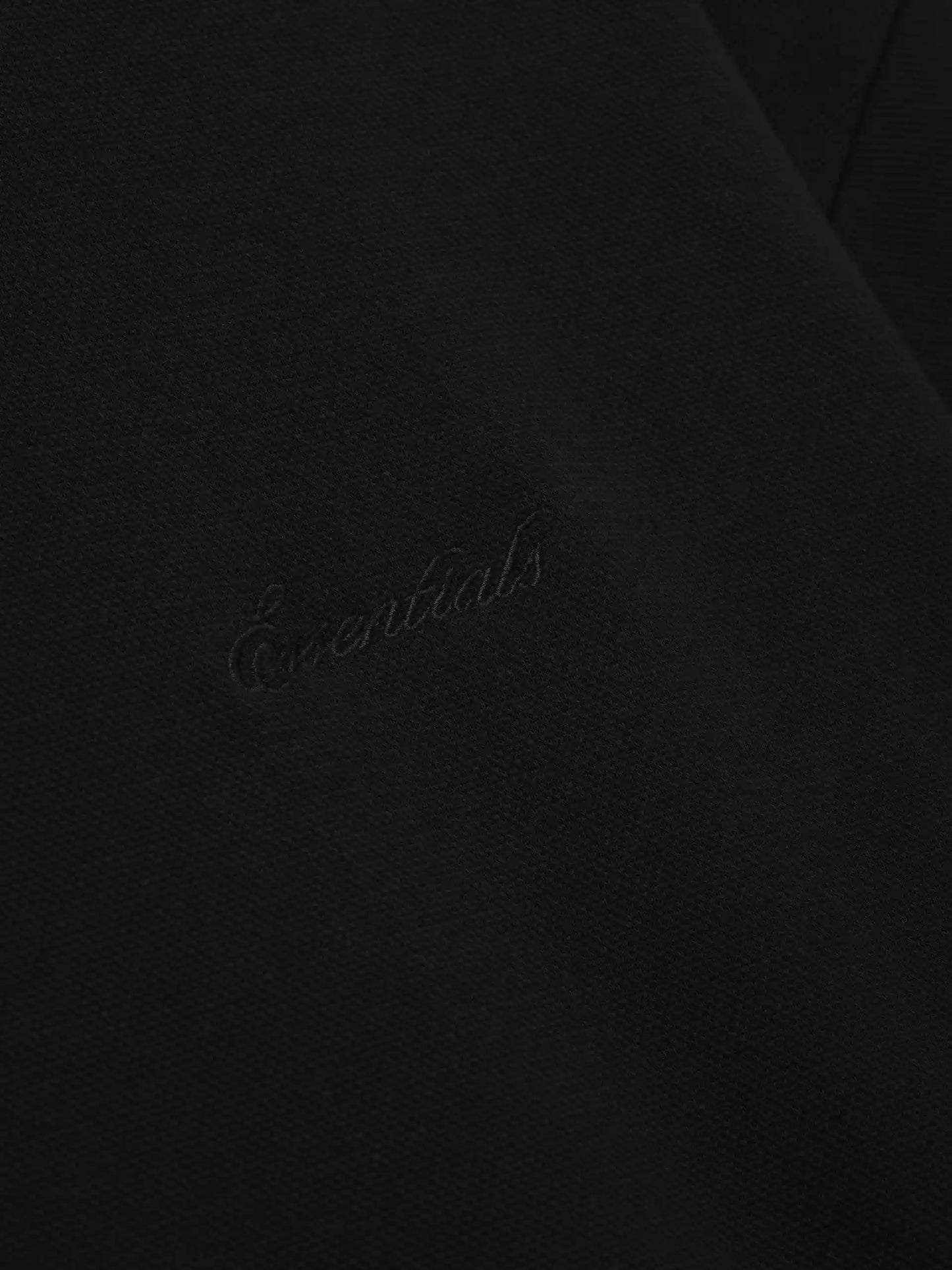 ESSENTIALS Signature 90s Black Tee