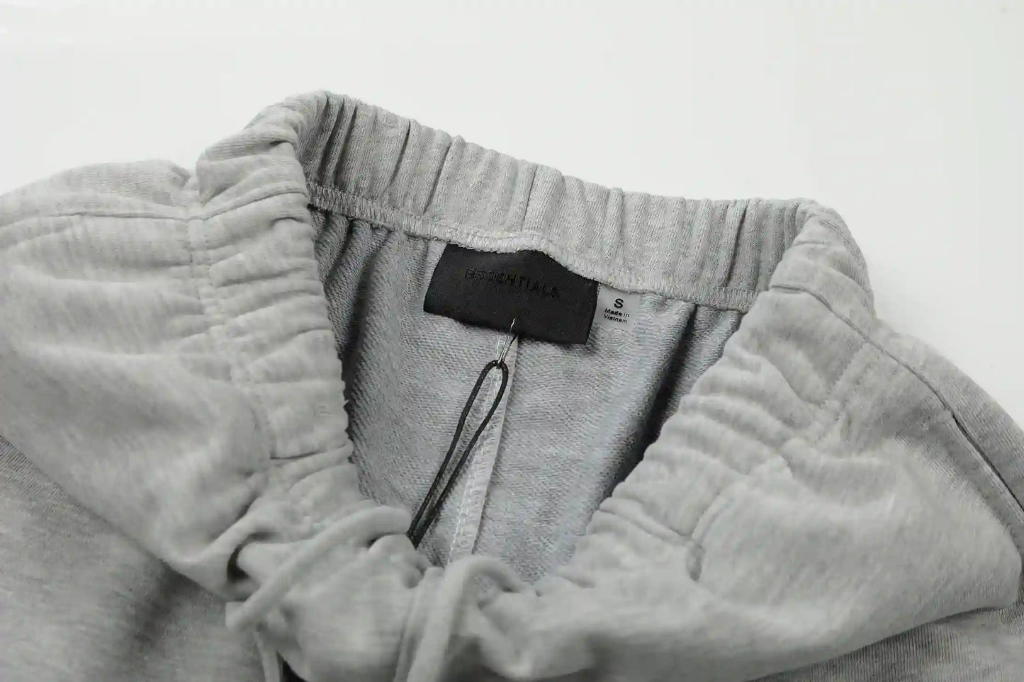 Fear of God Essentials Shorts – Light Grey Fleece