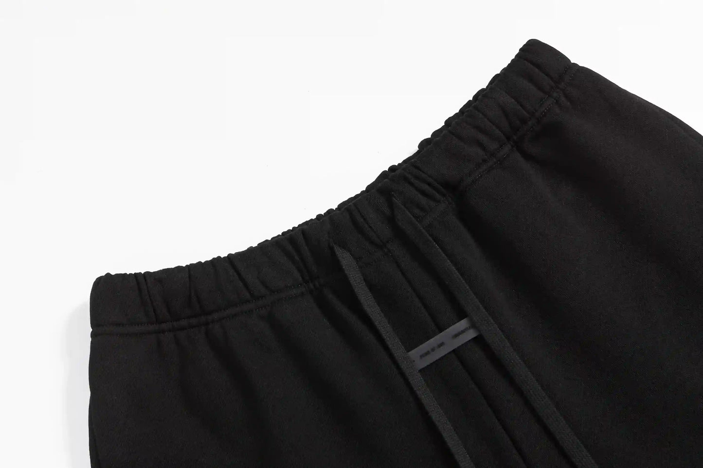 Fear of God Essentials Shorts – Pitch Black Fleece