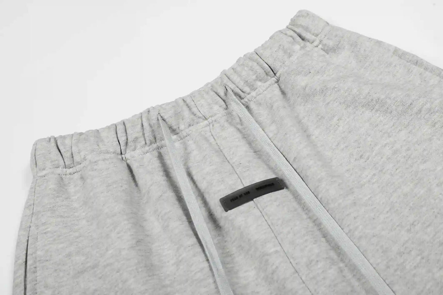 Fear of God Essentials Shorts – Light Grey Fleece