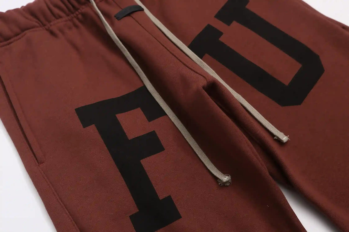 Essentials Sweatpants – Retro Red Essential Pants