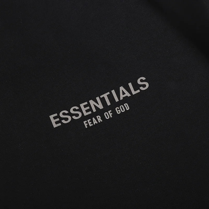 Essentials Sweatshirt in Black, Relaxed Crewneck