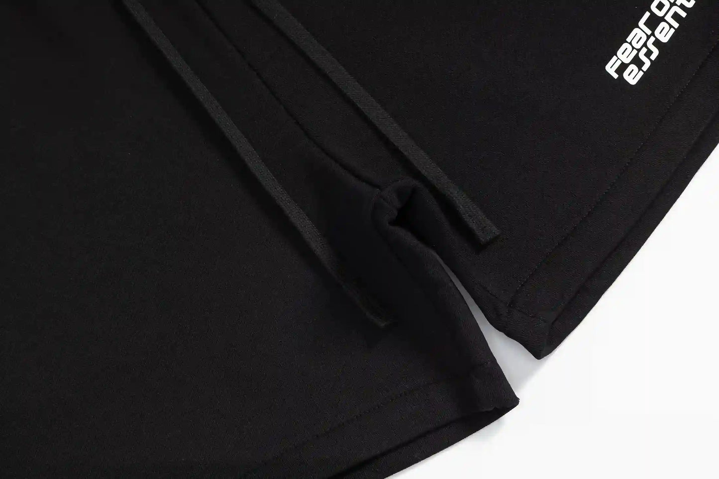 Fear of God Essentials Shorts – Pitch Black Fleece