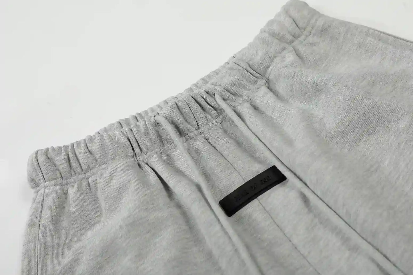 Fear of God Essentials Shorts – Light Grey Fleece