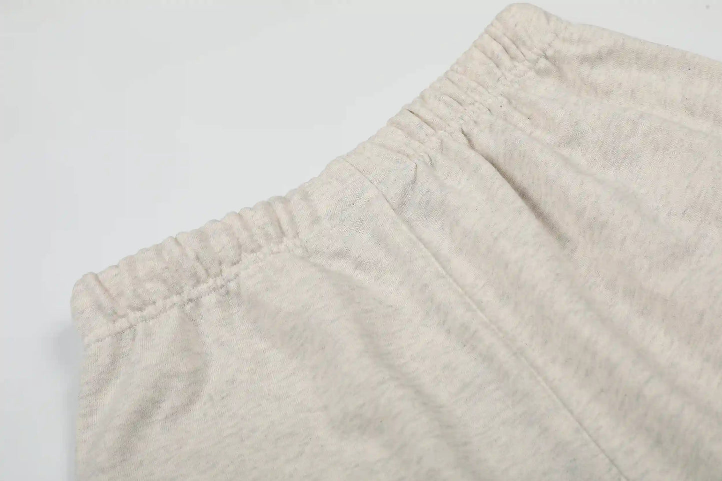 Fear of God Essentials Shorts – Cream Fleece