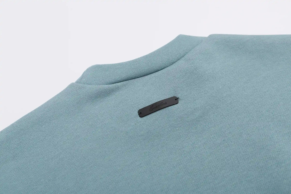 Essentials Sweatshirt in Coastal Blue – Off-Duty Edit