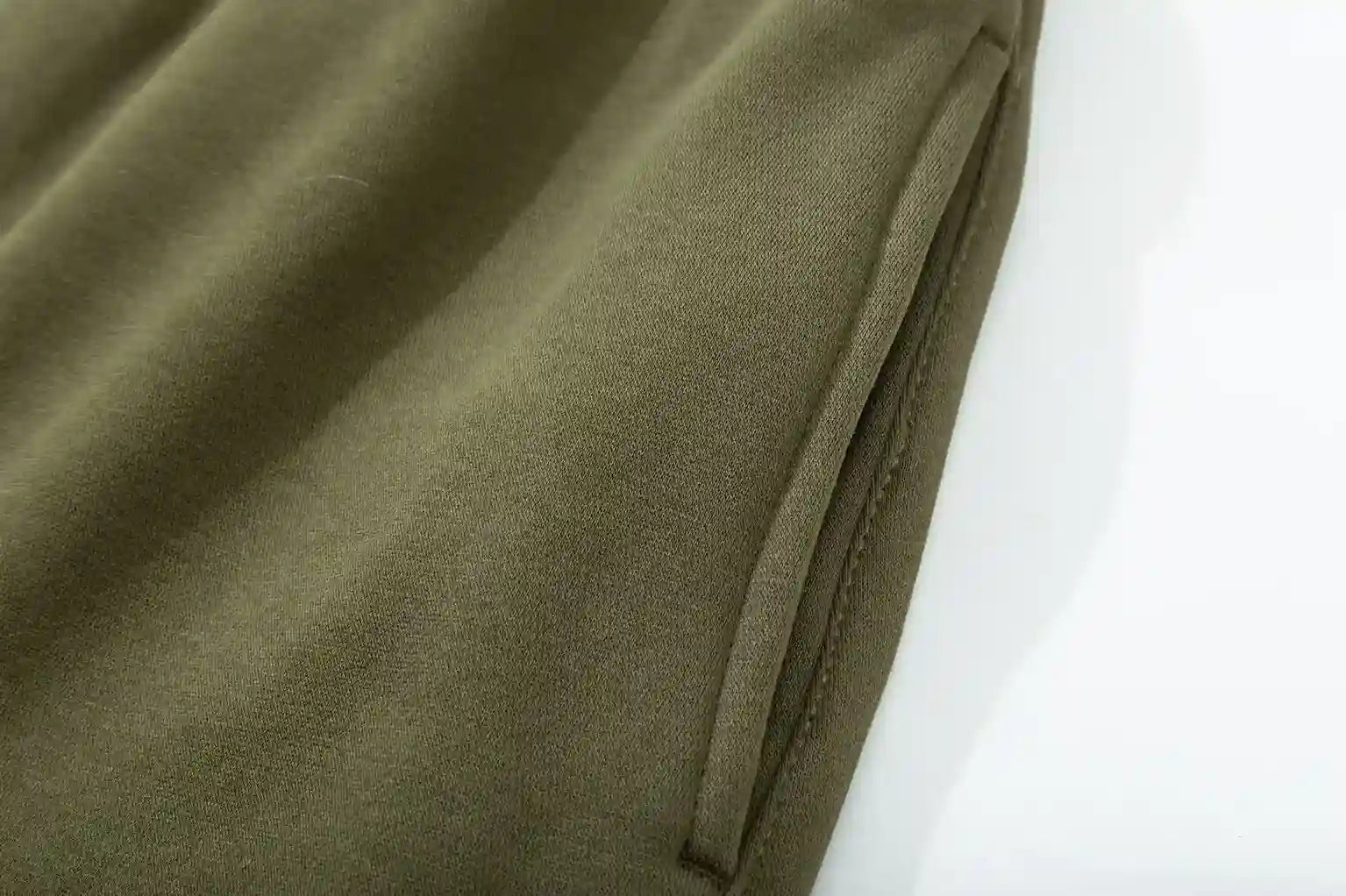 Essentials casual streetwear hemlock sweatpants by Fear of God outfit