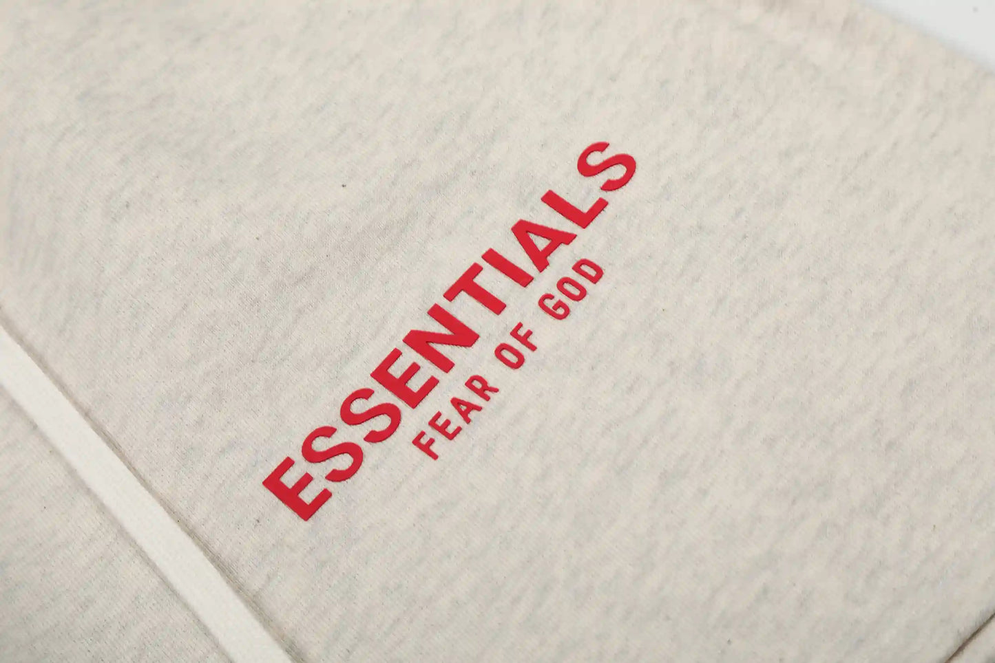 Fear of God Essentials Shorts – Cream Fleece