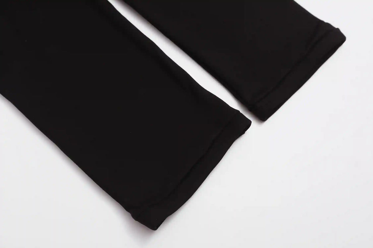 Essentials Sweatpants in Black | Off-Duty Fleece