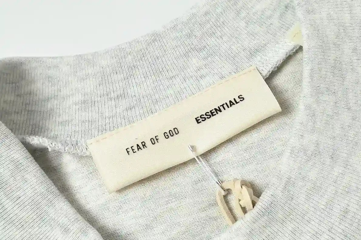 ESSENTIALS Fear Of God Light Oatmeal SS26 Oversized T-Shirt