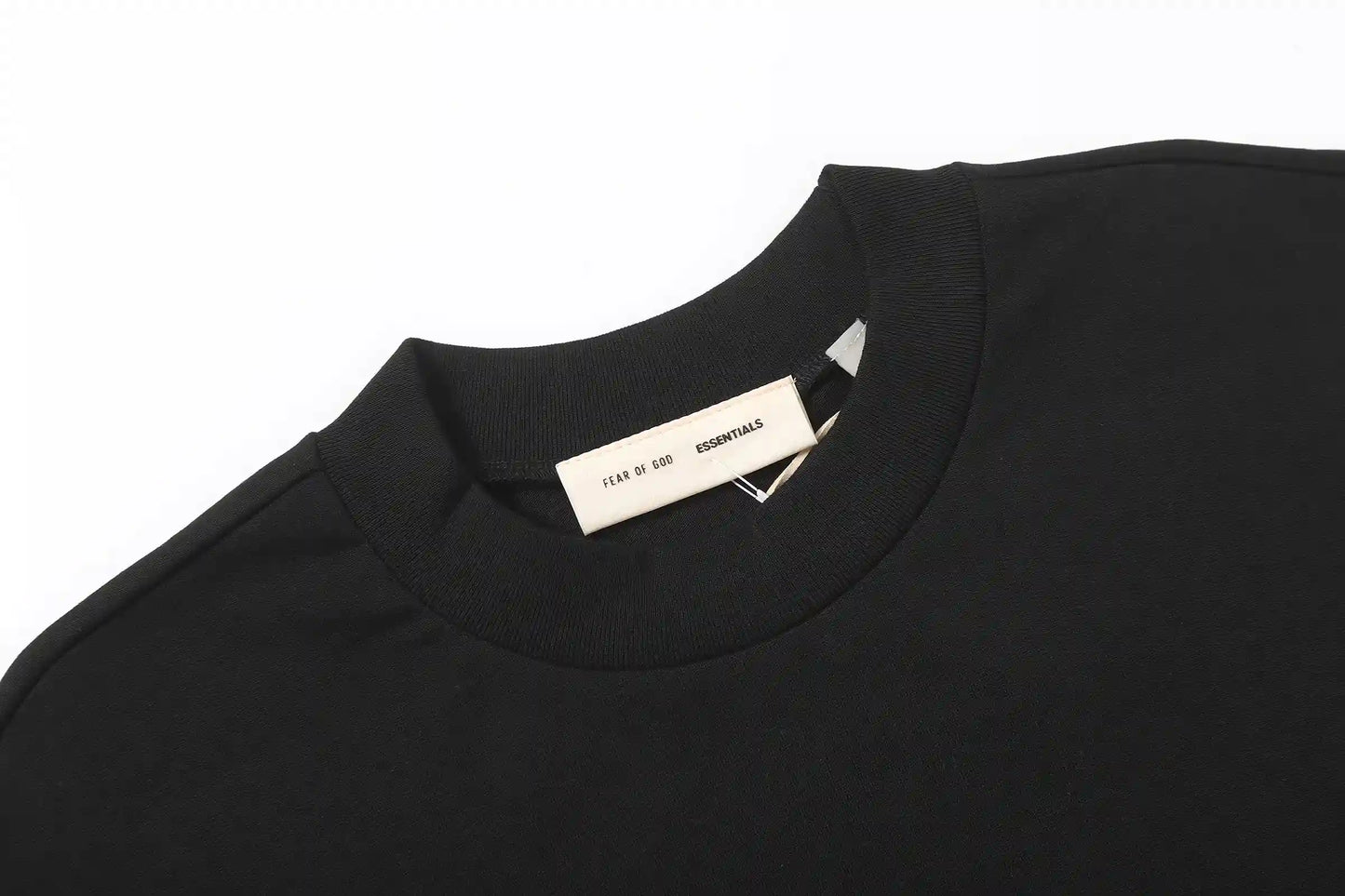 ESSENTIALS Signature Black SS26 Classic T-shirt